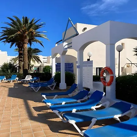 Apartment Red Hibiscus Irent Fuerteventura