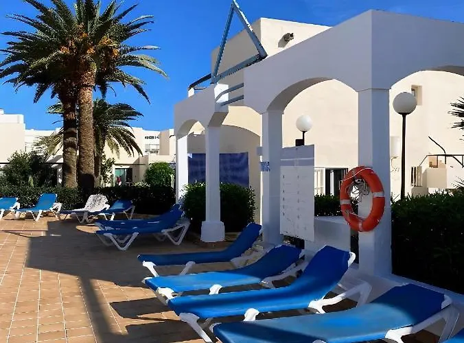 Apartment Red Hibiscus Irent Fuerteventura