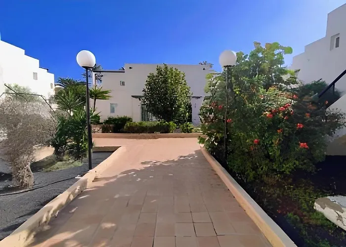Red Hibiscus Irent Fuerteventura Apartment Corralejo